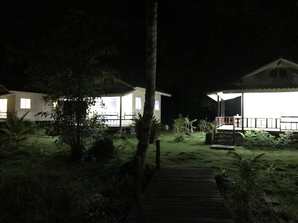 Baan Phuean Koh Kood Hotel Ko Kut Exterior photo