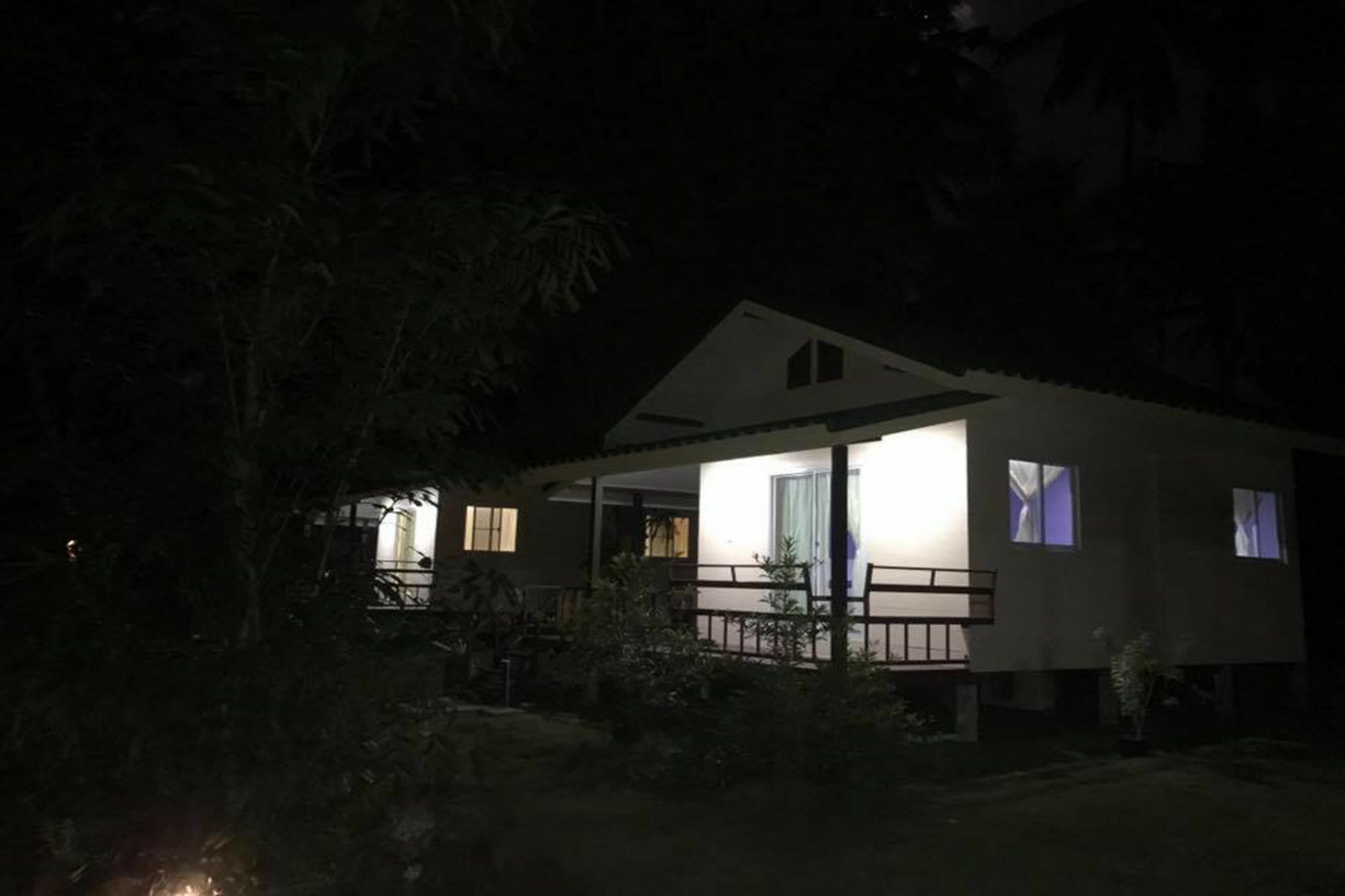 Baan Phuean Koh Kood Hotel Ko Kut Exterior photo